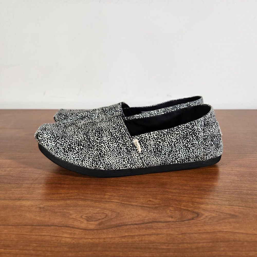 Tom’s Alpargata Black and White Animal Print Women's Size 7 Slip On